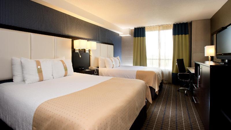 Hotel Glō Western Corporate Centre 3*